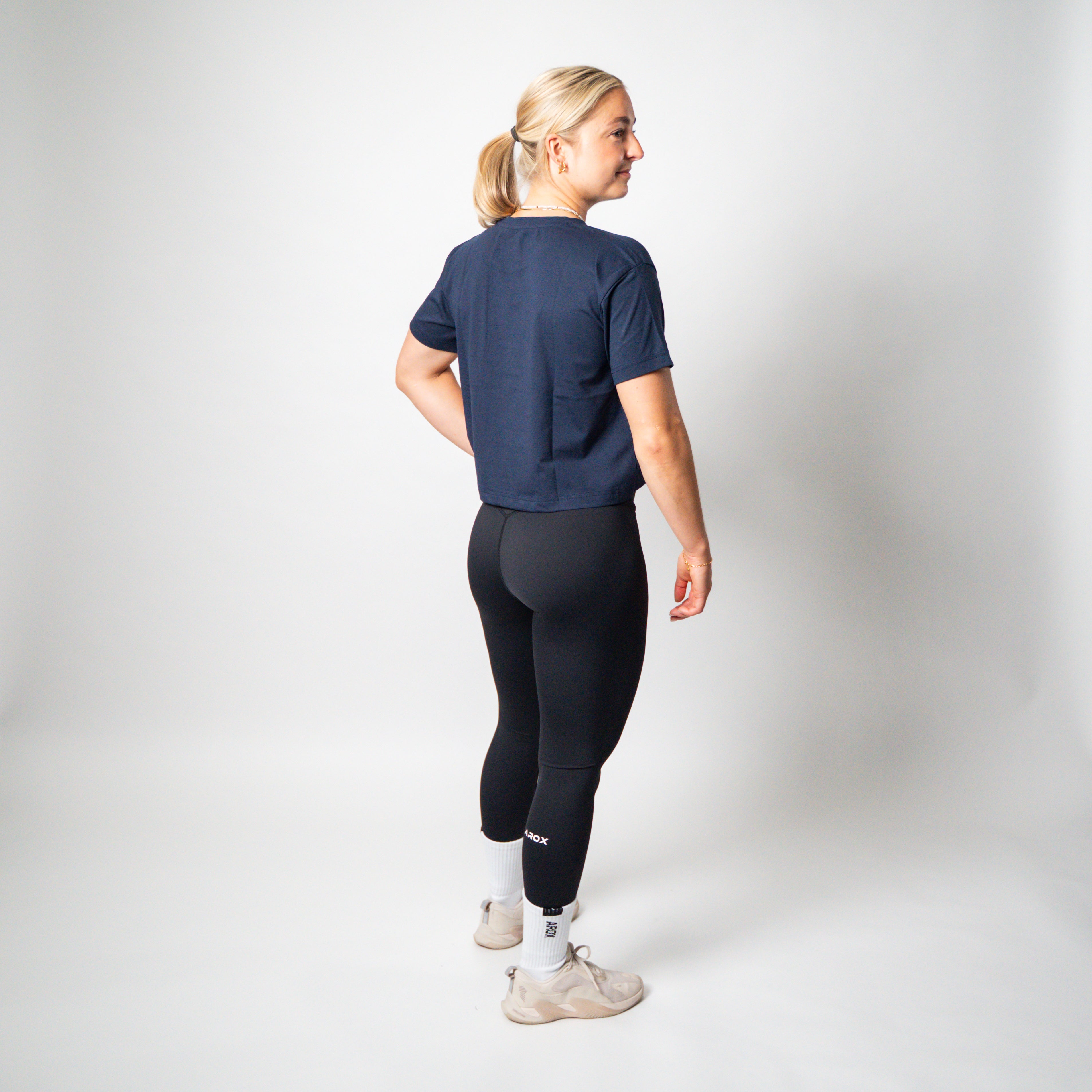 Women's sportstech box crop t-shirt brown